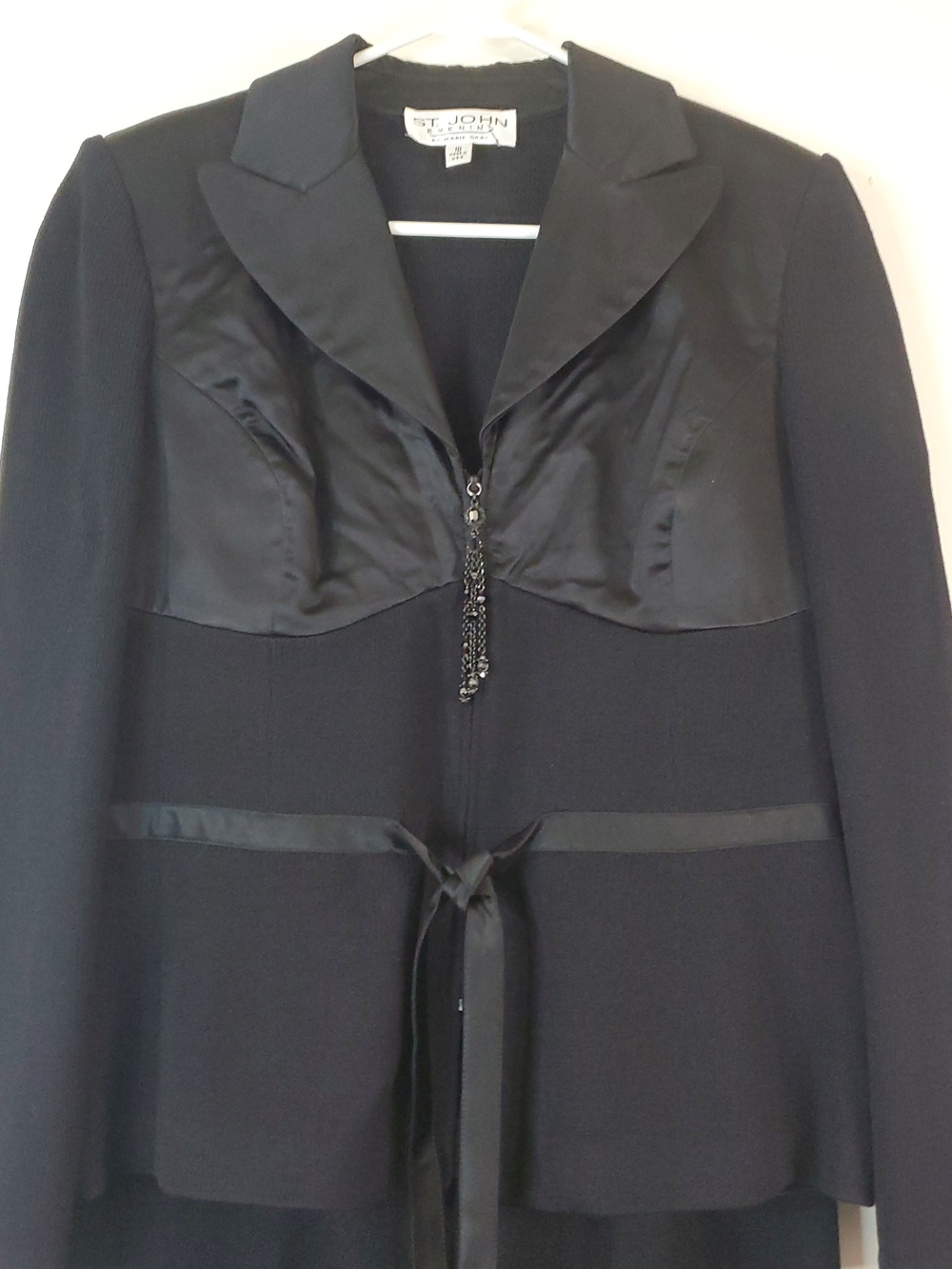 Vintage St.John Evening Black Sweater Knit Suit Size 10 Pants & Jacket - Picture 2 of 16